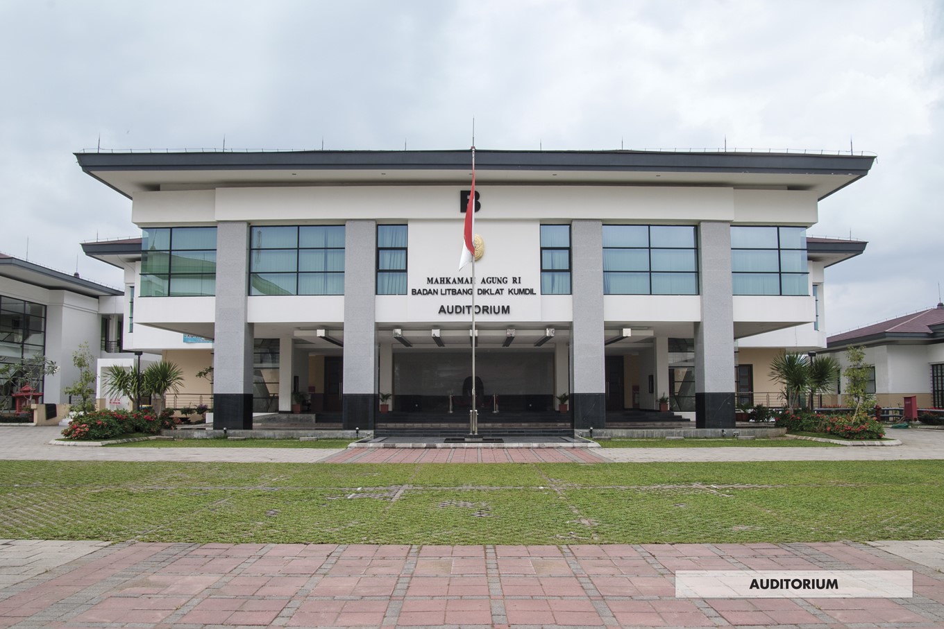 Picture 6 Front view of the Main Auditorium